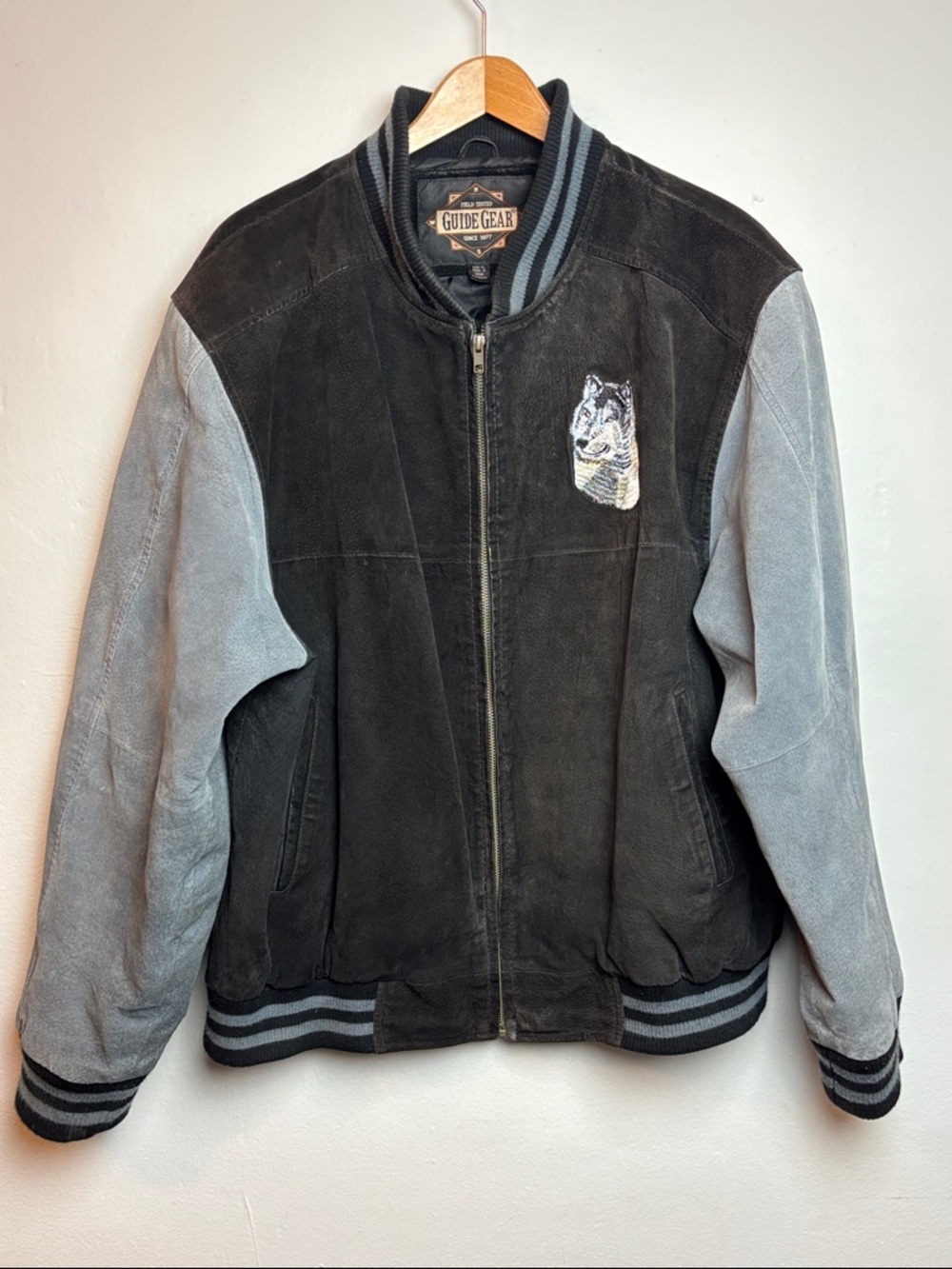 VTG Guide‎ Gear Men's XL Black Suede Two-Tone Embroidered  Wolf Varsity Jacket